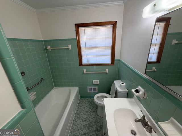 1922 Winston Drive, Macon, GA 31206