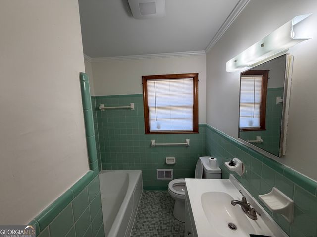 1922 Winston Drive, Macon, GA 31206