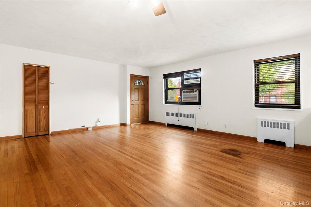 160-48 17th Avenue 5-147, Whitestone, NY 11357 — photo 3