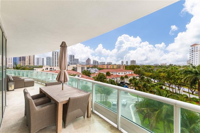 19955 NE 38th Ct 701, Aventura, FL 33180