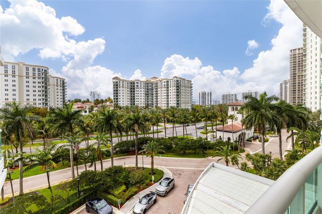 19955 NE 38th Ct 701, Aventura, FL 33180