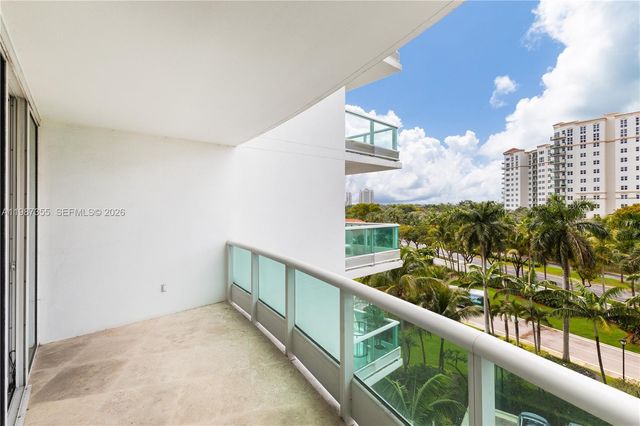 19955 NE 38th Ct 701, Aventura, FL 33180