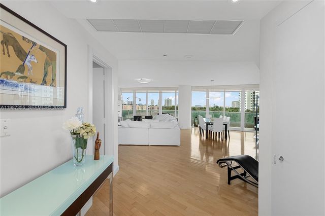 19955 NE 38th Ct 701, Aventura, FL 33180