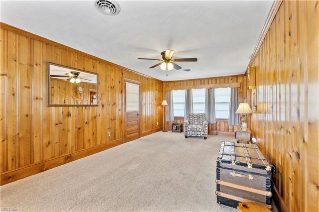 107 Grove AVE, Suffolk, VA 23434