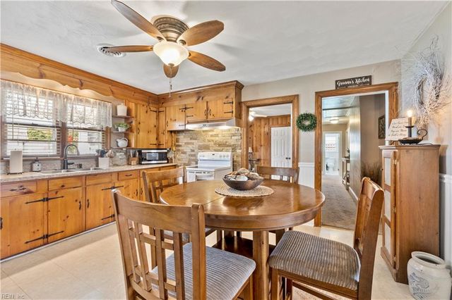 107 Grove AVE, Suffolk, VA 23434