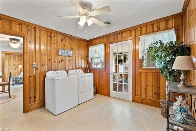 107 Grove AVE, Suffolk, VA 23434