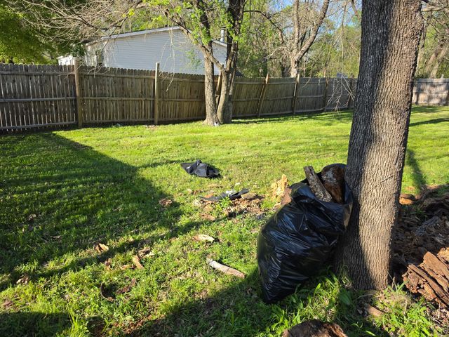 400 E Oak Grove Road, Corsicana, TX 75110