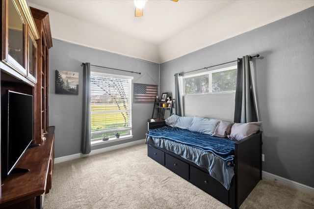 3640 Baylor Boulevard, Midlothian, TX 76065