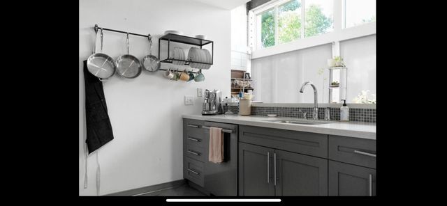 4801 S Congress Ave F4, Austin, TX 78745