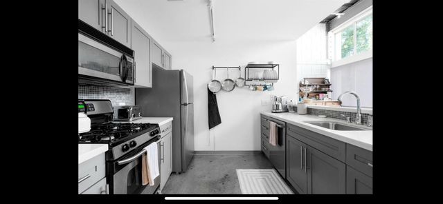 4801 S Congress Ave F4, Austin, TX 78745