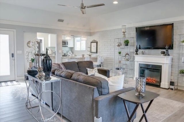 22346 Canyon Club, Canyon Lake, CA 92587