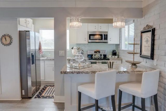 22346 Canyon Club, Canyon Lake, CA 92587