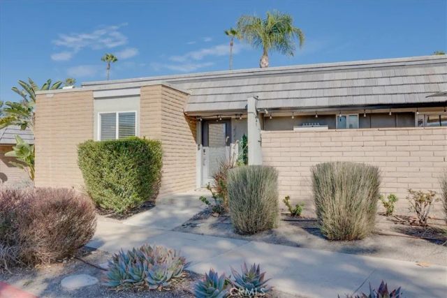 22346 Canyon Club, Canyon Lake, CA 92587