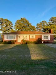 3011 Mclain Street, Goldsboro, NC 27534