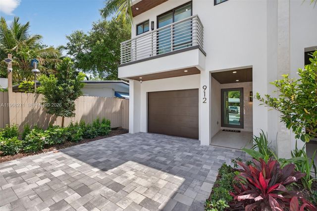 912 SE 13th St, Fort Lauderdale, FL 33316