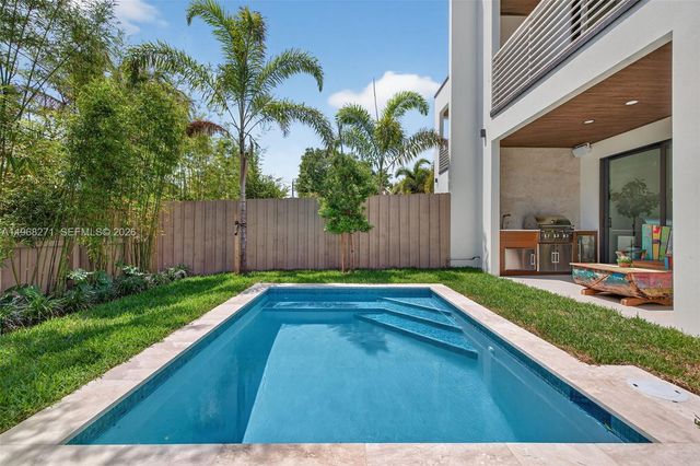 912 SE 13th St, Fort Lauderdale, FL 33316