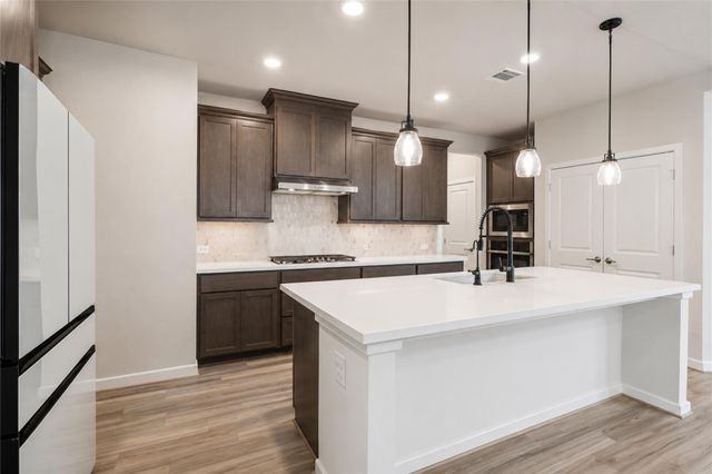 9219 Edgeberry Drive, Cypress, TX 77433