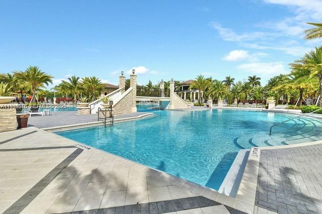 8025 NW 104th Ave 23, Doral, FL 33178