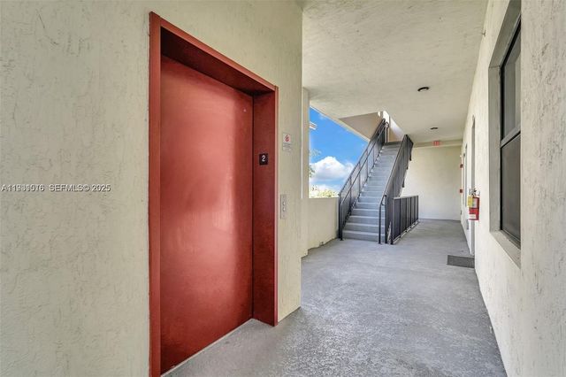 8025 NW 104th Ave 23, Doral, FL 33178