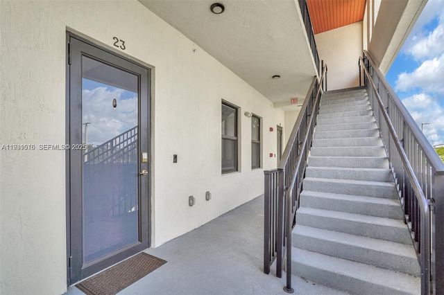 8025 NW 104th Ave 23, Doral, FL 33178