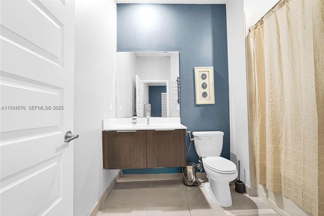 8025 NW 104th Ave 23, Doral, FL 33178