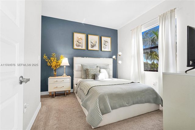 8025 NW 104th Ave 23, Doral, FL 33178