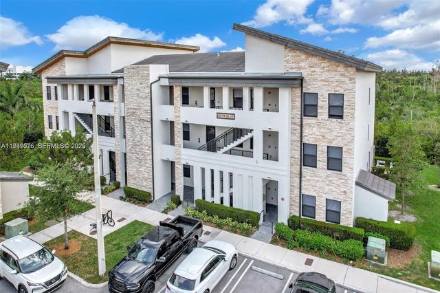 8025 NW 104th Ave 23, Doral, FL 33178