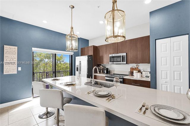 8025 NW 104th Ave 23, Doral, FL 33178