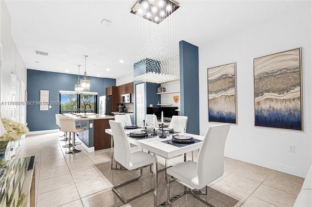 8025 NW 104th Ave 23, Doral, FL 33178