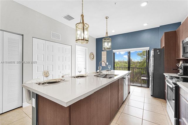 8025 NW 104th Ave 23, Doral, FL 33178