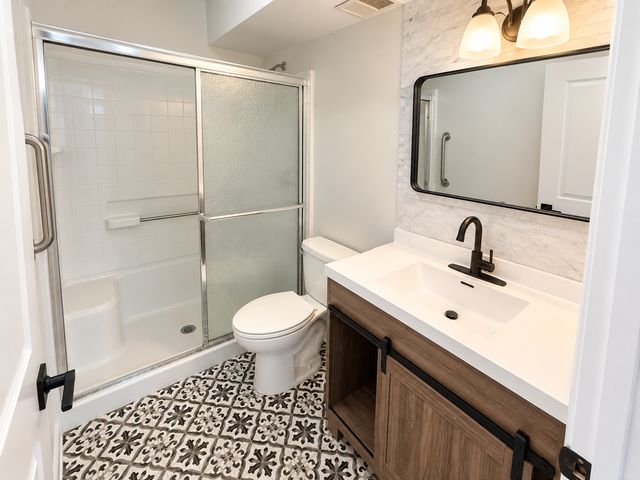 225 W Johnson Street 1A, Palatine, IL 60067