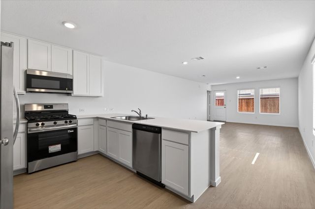 2037 Belgian Drive, Aubrey, TX 76227