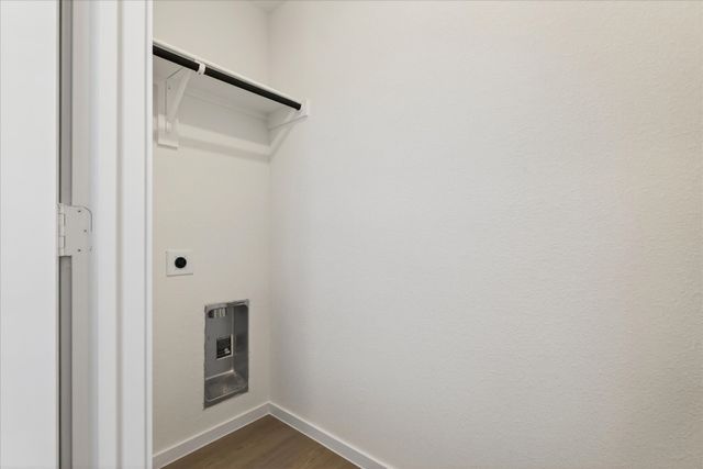 2037 Belgian Drive, Aubrey, TX 76227