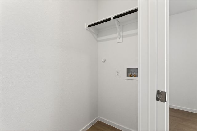 2037 Belgian Drive, Aubrey, TX 76227