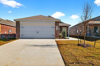 2037 Belgian Drive, Aubrey, TX 76227