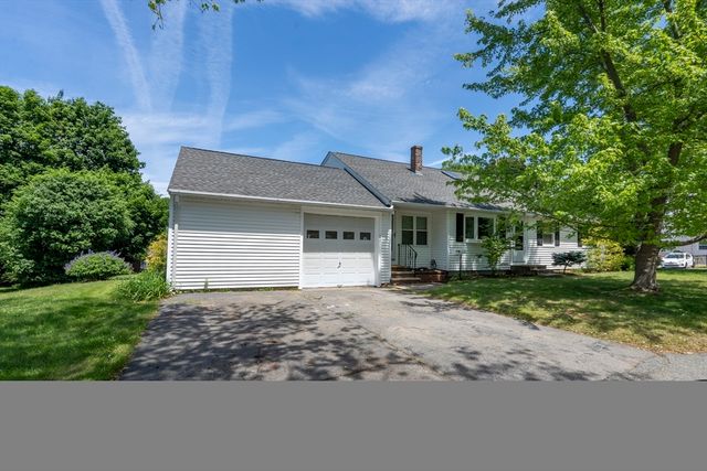 23 Portland Rd, Braintree, MA 02184