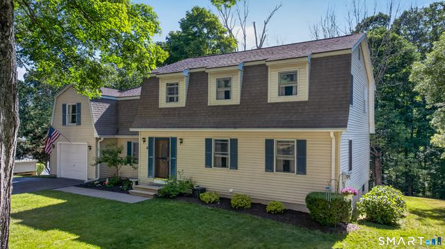11 Tanglewood Drive, Preston, CT 06365