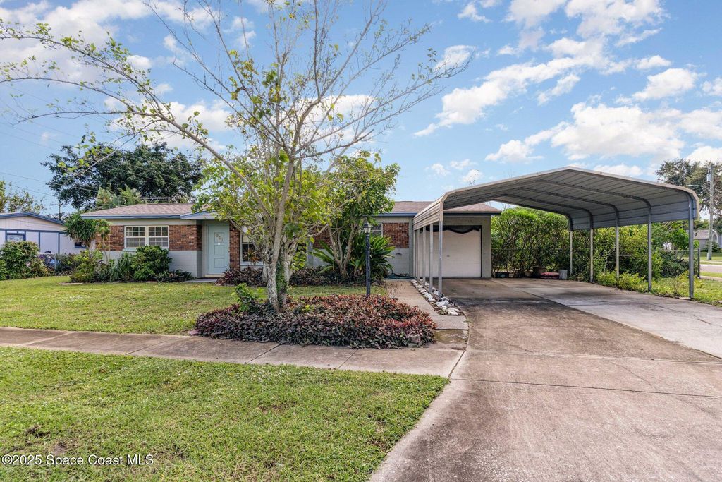 961 Kaufman, Cocoa, FL 32927