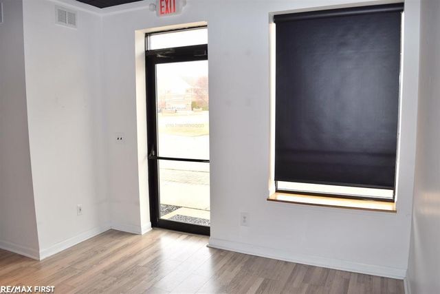 25326 Little Mack Ave. Avenue, St Clair Shores, MI 48081