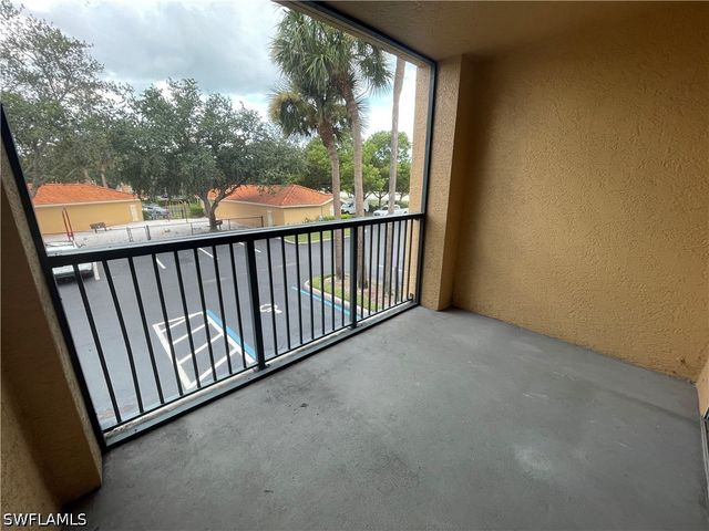 8617 River Homes LN 3203, Bonita Springs, FL 34135