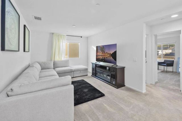 27960 MOOSA CREEK WAY, Valley Center, CA 92082