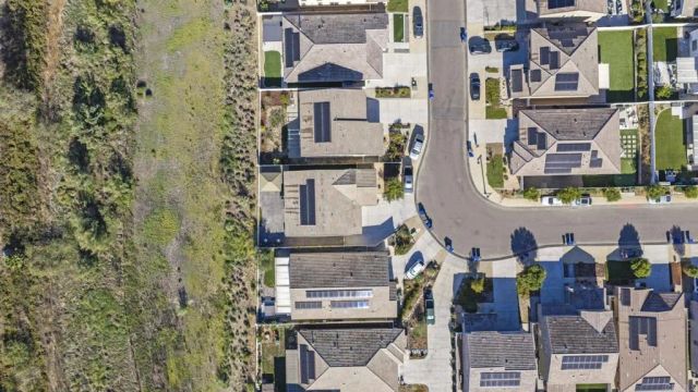 27960 MOOSA CREEK WAY, Valley Center, CA 92082