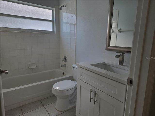 135 S ROMA WAY, Kissimmee, FL 34746