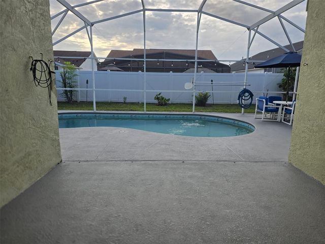 135 S ROMA WAY, Kissimmee, FL 34746