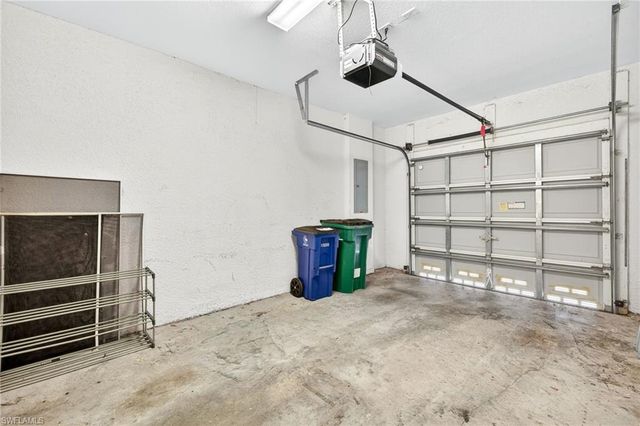 9774 Roundstone CIR, Fort Myers, FL 33967