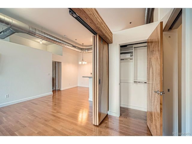 7700 E 29th street Ave 404, Denver, CO 80238