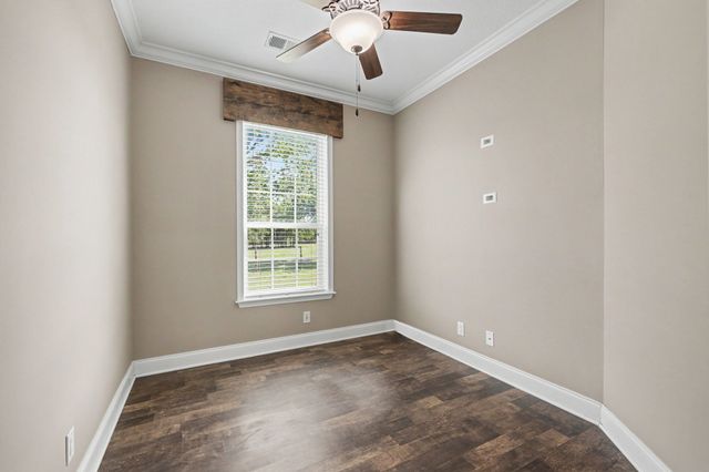 1135 Leo Andrews Road, Whitesboro, TX 76273