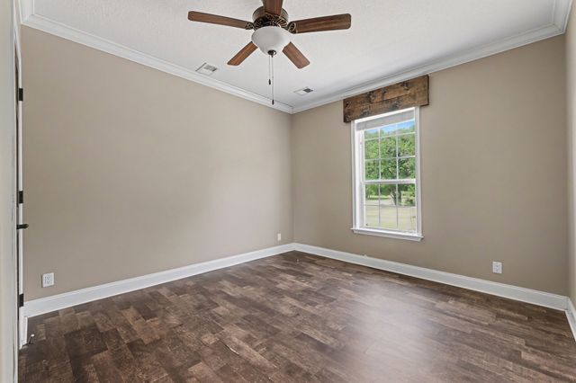 1135 Leo Andrews Road, Whitesboro, TX 76273