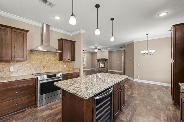 1135 Leo Andrews Road, Whitesboro, TX 76273