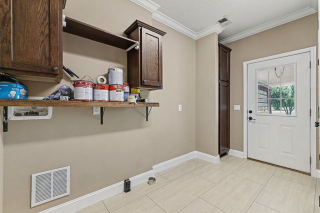 1135 Leo Andrews Road, Whitesboro, TX 76273